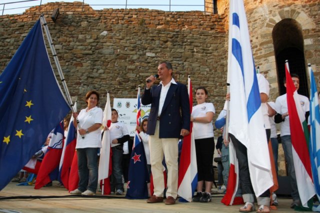 lamarinadiscarlinoeurofinn2008may4leonardoferragamodeclarestheopeningofthechampionship2.jpg
