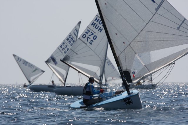 lamarinadiscarlinoeurofinn2008may4practiceracedownwind4.jpg