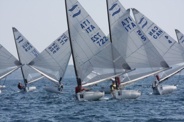 lamarinadiscarlinoeurofinn2008may4practiceraceleewardgate1.jpg